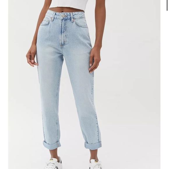 Bdg high waisted mom jeans light wash Clearance
